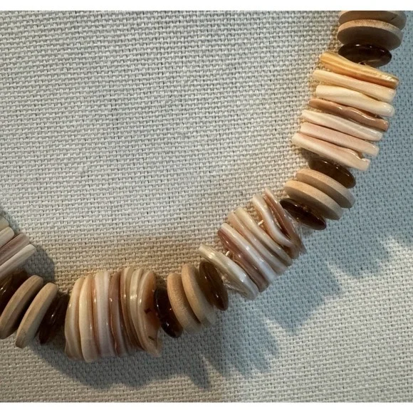 free people Boho Festival Shell Necklaces NWT Resort Travel - Picture 3 of 4